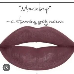 Jeffree Star VELVET TRAP
